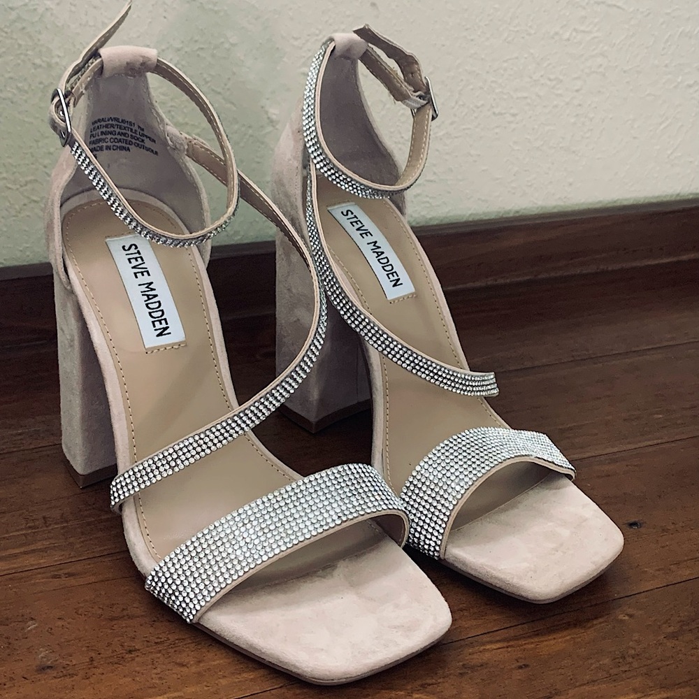 Steve Madden Varali Sandal